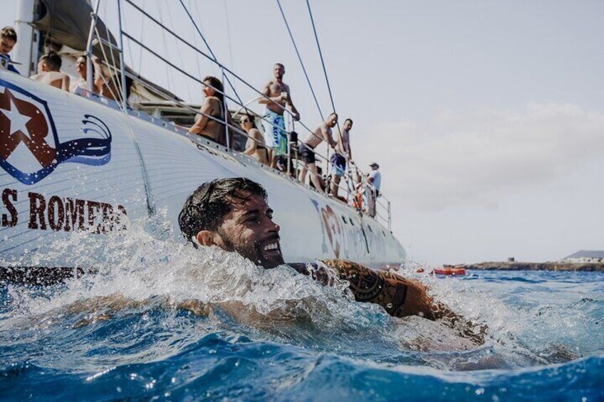 Catamaran Cruise to Papagayo beaches, lunch and water activities