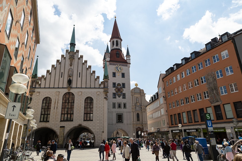 Munich: Hop-On Hop-Off Tour