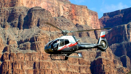 Grand Canyon VIP 6-in-1 West Rim Ground Tour & Helikopterlandung
