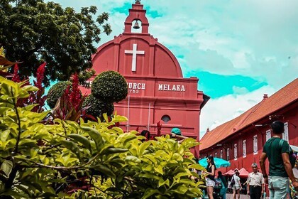 *15 Hrs Melaka Escorted Van Tour from Johor Bahru w' Tour Guide