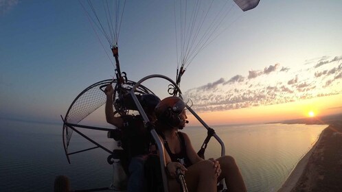 Albufeira: Auringonlaskun laskuvarjohyppylento