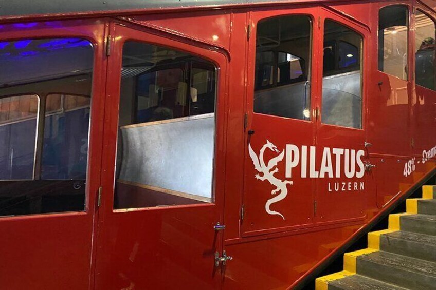 Tour in Mt Pilatus Heritage with a Lake of Lucerne Cruise