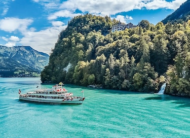 Interlaken: Båtdagspass på Thunsjön och Brienzsjön