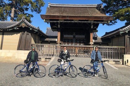 歴史ある京都Eバイクツアー