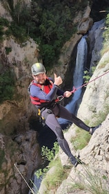 Splitistä/Omišista: Extreme Canyoning - Cetina River