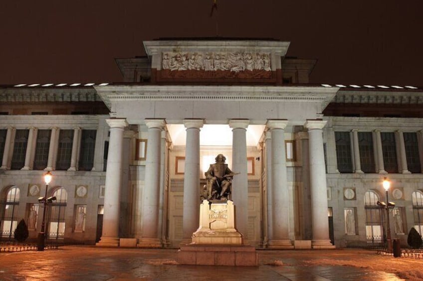 Ghost of Madrid: Outdoor Escape Game