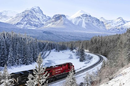 Lake Louise, Banff Gondola, & Yoho National Park 2 Day Tour