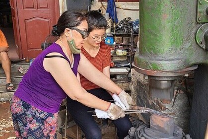 Hanoi Knife Making Traditional Workshop