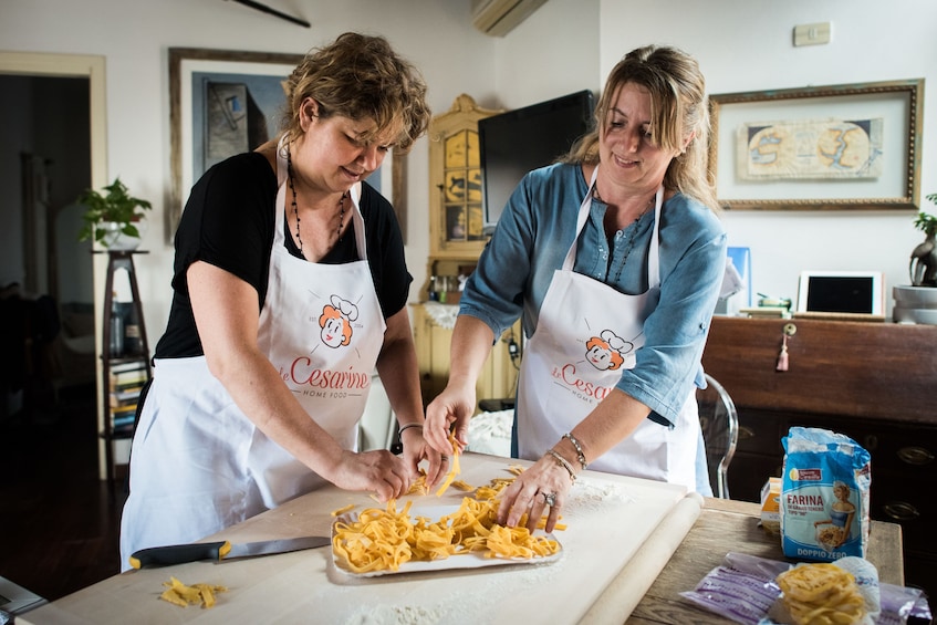 Private cooking class at a Cesarina's home - Bergamo